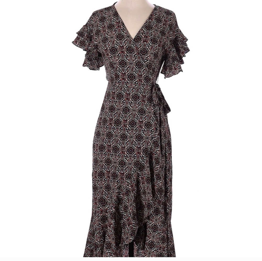 Max Studio Black and White Patterned Midi Dress